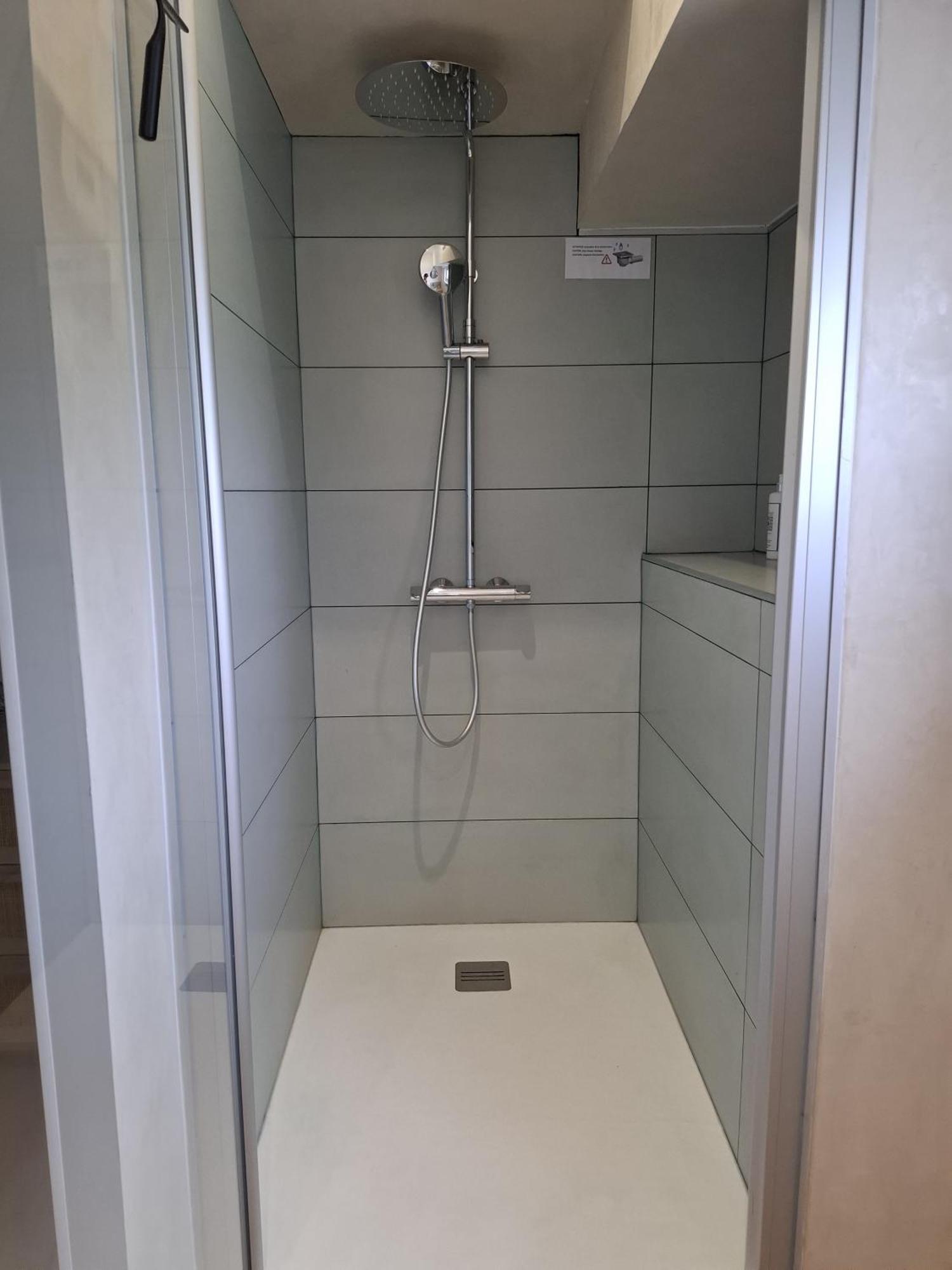 ストラスブールLa Peniche De Fabrice Avec Jacuzzi Privatifアパートメント 部屋 写真